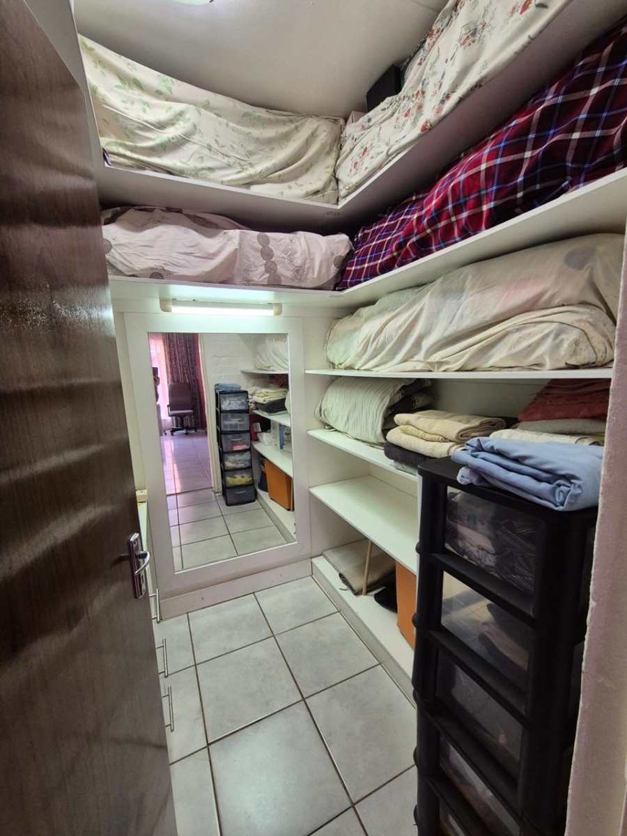 3 Bedroom Property for Sale in Manzil Park North West